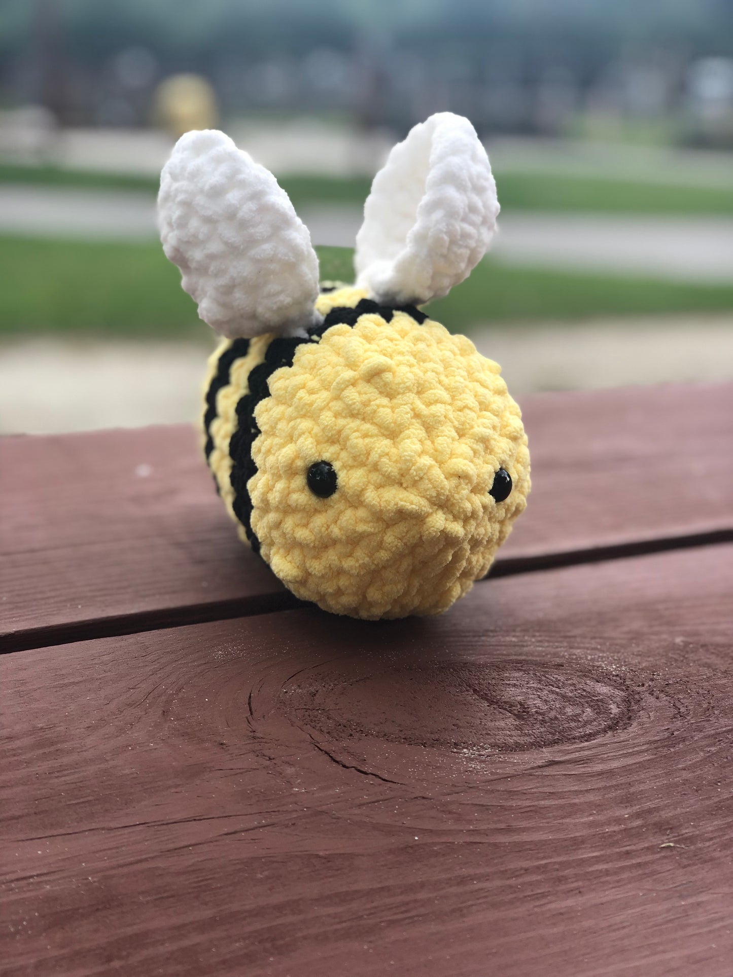 Crochet!! Bulky Stuffed Bumblebee!! Stuffed Bumble Bee! Stuffed Animal BumbleBee!! Stuffy!! Toy!! Crochet Plushy Bumble Bee!!