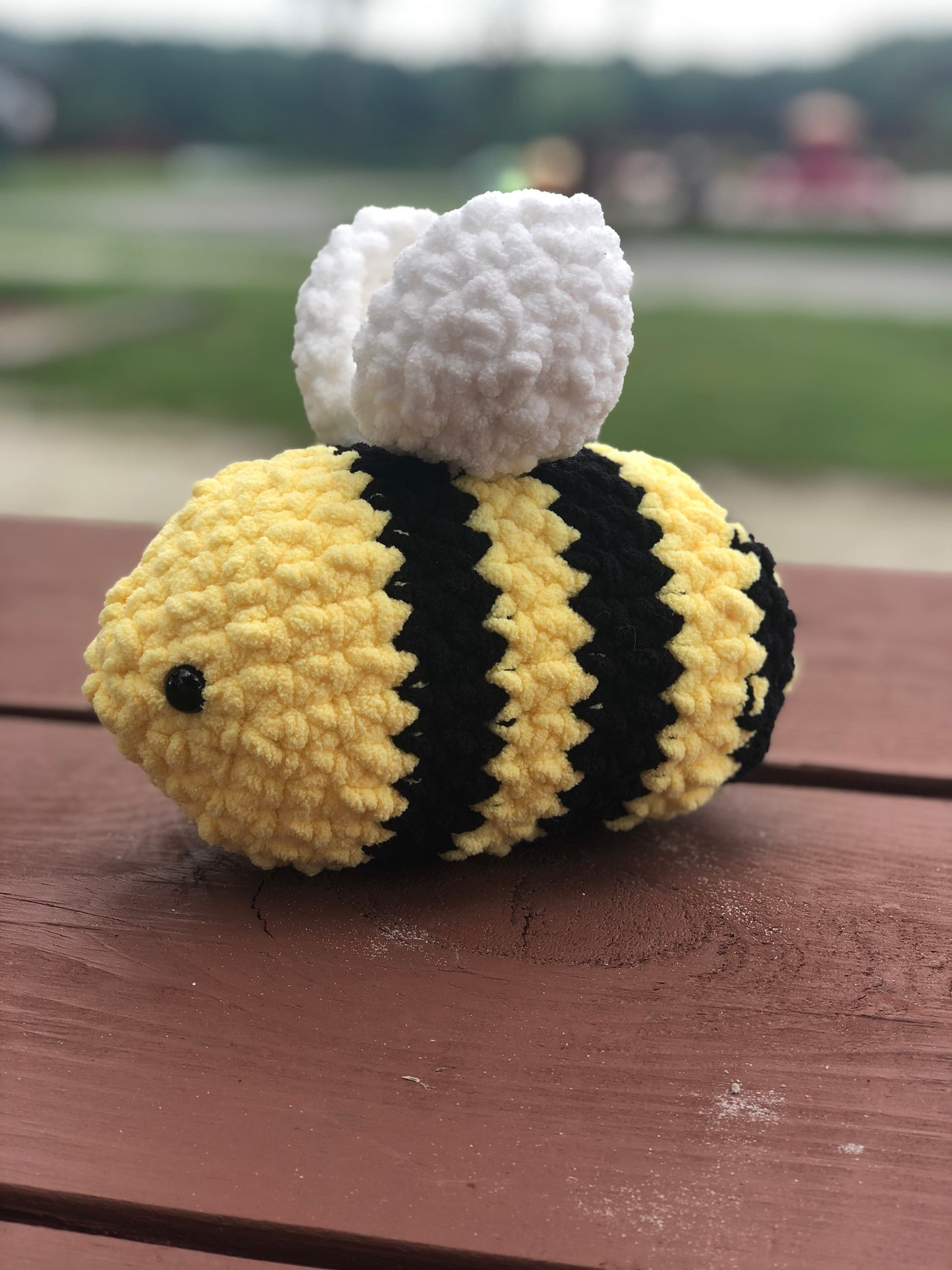 Crochet!! Bulky Stuffed Bumblebee!! Stuffed Bumble Bee! Stuffed Animal BumbleBee!! Stuffy!! Toy!! Crochet Plushy Bumble Bee!!